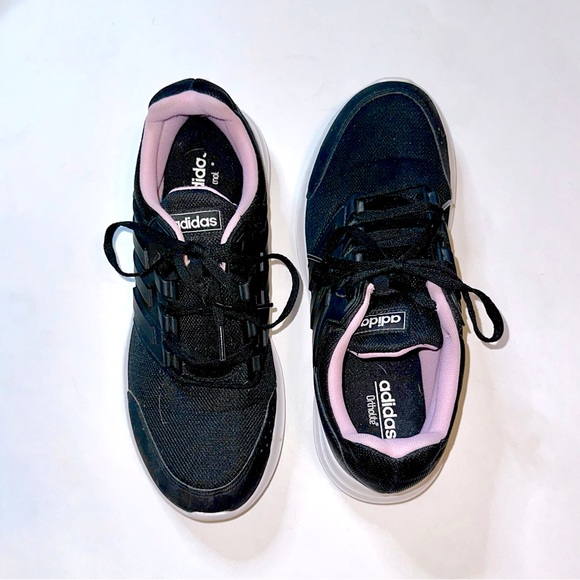 Adidas women’s black & pink running shoes athletic work out gear - size 9.5 used - Picture 4 of 5